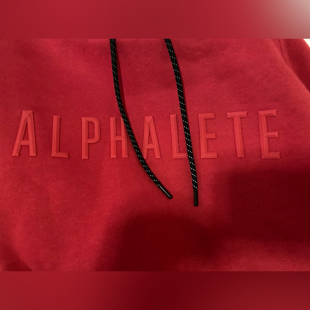 Alphalete Hoodie Sweatshirt Red Pullover Long Sleeve Kangaroo Pocket Medium